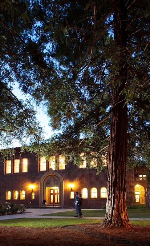 Fresno City College - Image 1